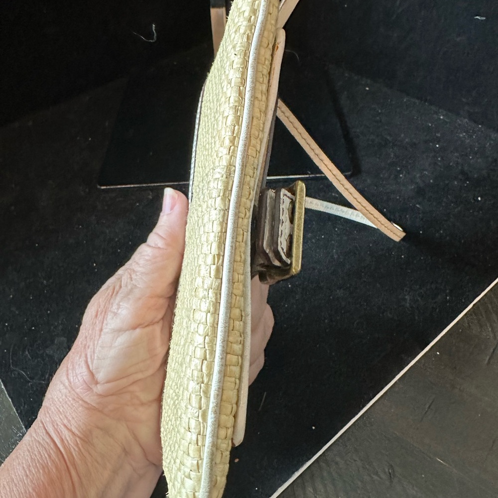 Coach #075 Soho Legacy Cream and Straw Woven Wristlet Clutch wristlet /wallet - Picture 6 of 12